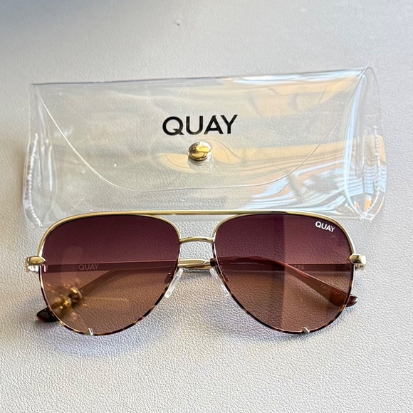 Quay Australia High Key Mini Sunglasses Two-Tone - Picture 5 of 5